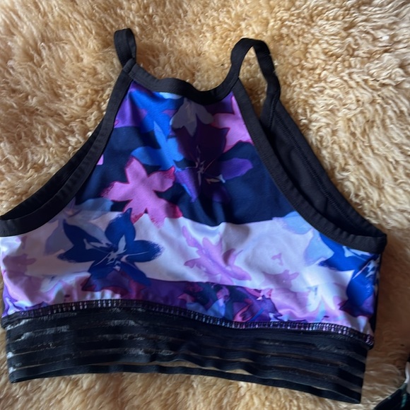 Bra top Athletic Works size 10-12 - Picture 2 of 3